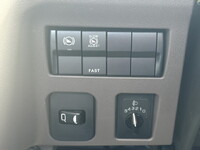 三菱ふそうキャンター平ボディ小型（2t・3t）[写真20]