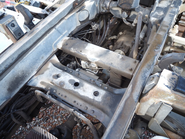 UDトラックスクオンダンプ大型（10t）[写真28]