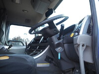 UDトラックスクオンダンプ大型（10t）[写真34]