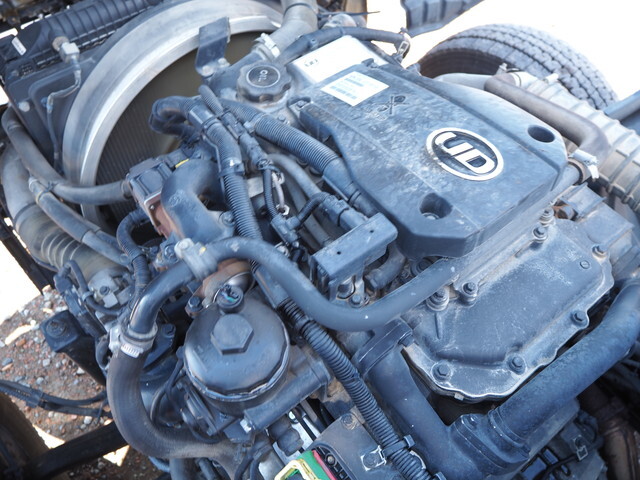 UDトラックスコンドルクレーン5段中型（4t）[写真32]