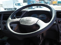 UDトラックスコンドルクレーン5段中型（4t）[写真37]