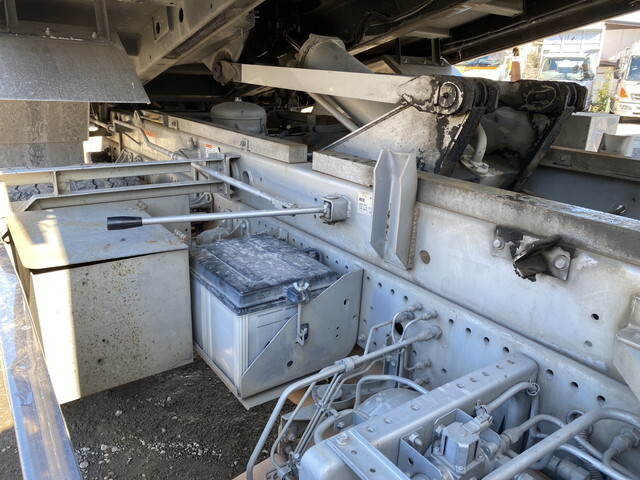 いすゞフォワードダンプ増トン（6t・8t）[写真17]