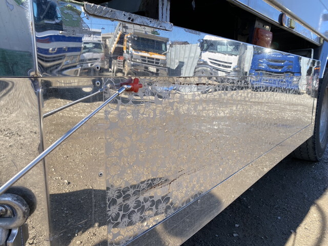 いすゞフォワードダンプ増トン（6t・8t）[写真29]