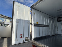 三菱ふそうキャンター冷凍車（冷蔵車）小型（2t・3t）[写真11]