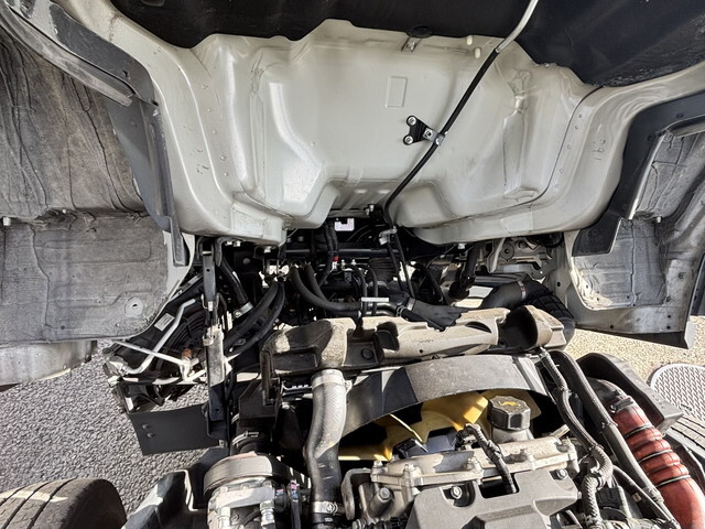 三菱ふそうキャンター冷凍車（冷蔵車）小型（2t・3t）[写真28]