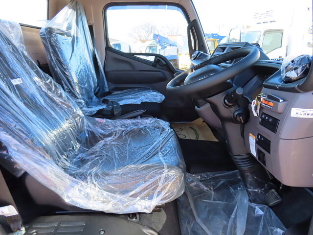 三菱ふそうキャンタークレーン4段小型（2t・3t）[写真19]