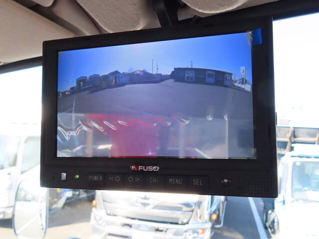 三菱ふそうキャンタークレーン4段小型（2t・3t）[写真23]