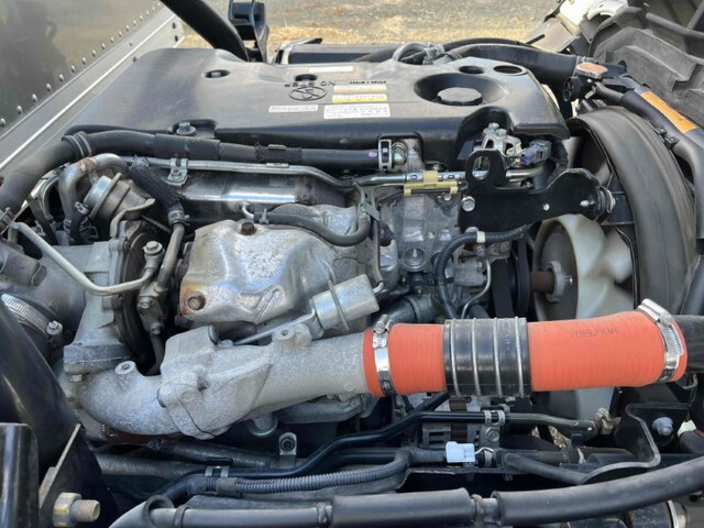 いすゞエルフアルミバン小型（2t・3t）[写真24]