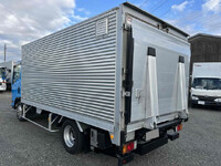 いすゞエルフアルミバン小型（2t・3t）[写真02]