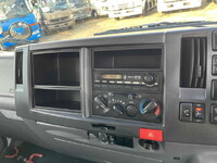 いすゞエルフアルミバン小型（2t・3t）[写真33]