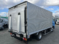 いすゞエルフアルミバン小型（2t・3t）[写真05]