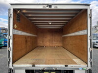 いすゞエルフアルミバン小型（2t・3t）[写真10]