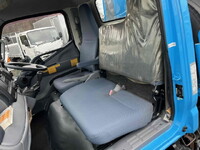 三菱ふそうキャンターパッカー車（塵芥車）小型（2t・3t）[写真38]
