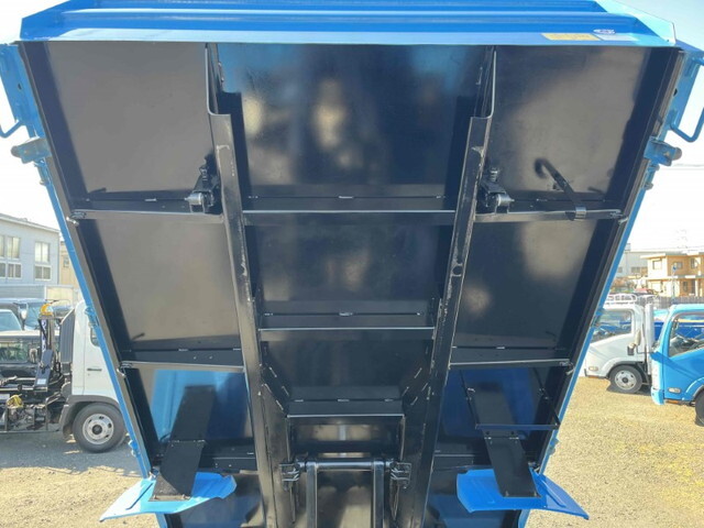 いすゞエルフダンプ小型（2t・3t）[写真22]