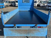 いすゞエルフダンプ小型（2t・3t）[写真10]