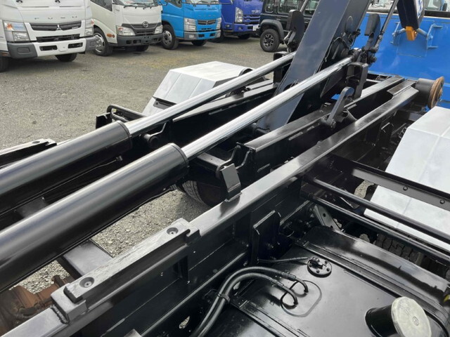 日野レンジャーコンテナ専用車中型（4t）[写真12]