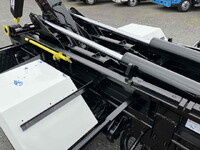 三菱ふそうファイターコンテナ専用車増トン（6t・8t）[写真12]