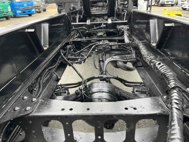 三菱ふそうファイターコンテナ専用車増トン（6t・8t）[写真18]