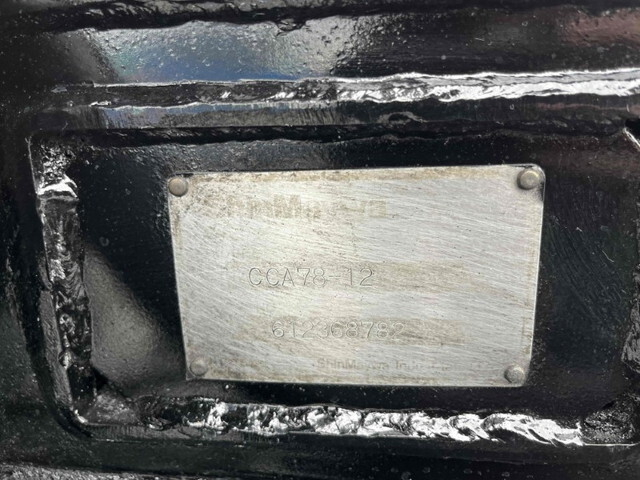 三菱ふそうファイターコンテナ専用車増トン（6t・8t）[写真22]