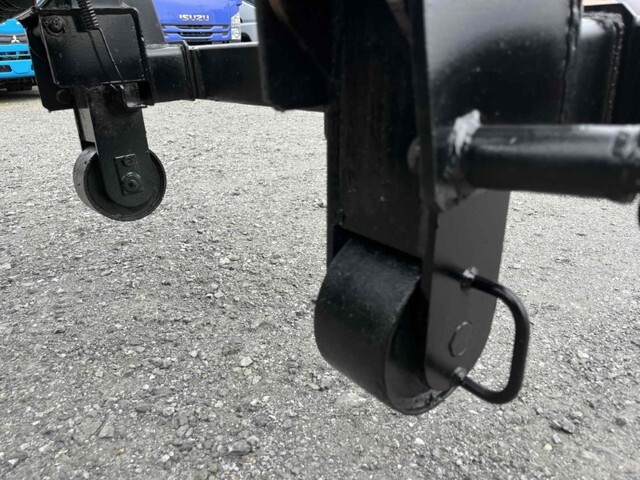 三菱ふそうファイターコンテナ専用車増トン（6t・8t）[写真24]