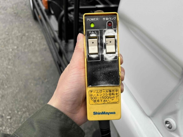 三菱ふそうファイターコンテナ専用車増トン（6t・8t）[写真25]