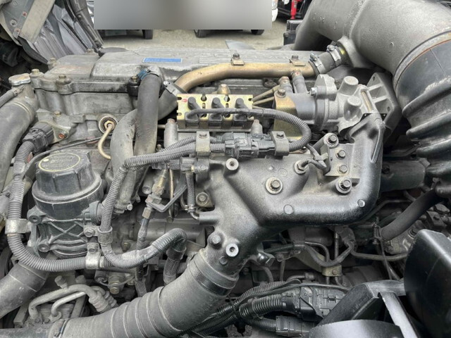 三菱ふそうファイターコンテナ専用車増トン（6t・8t）[写真26]