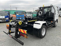 三菱ふそうファイターコンテナ専用車増トン（6t・8t）[写真05]