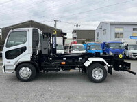 三菱ふそうファイターコンテナ専用車増トン（6t・8t）[写真09]