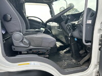 いすゞフォワードアルミウイング中型（4t）[写真25]