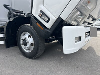 いすゞフォワードアルミウイング中型（4t）[写真10]