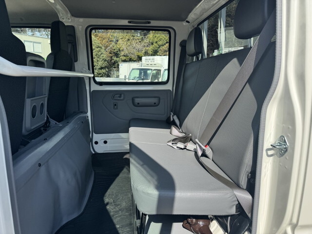 トヨタトヨエースダブルキャブ（Wキャブ）小型（2t・3t）[写真15]