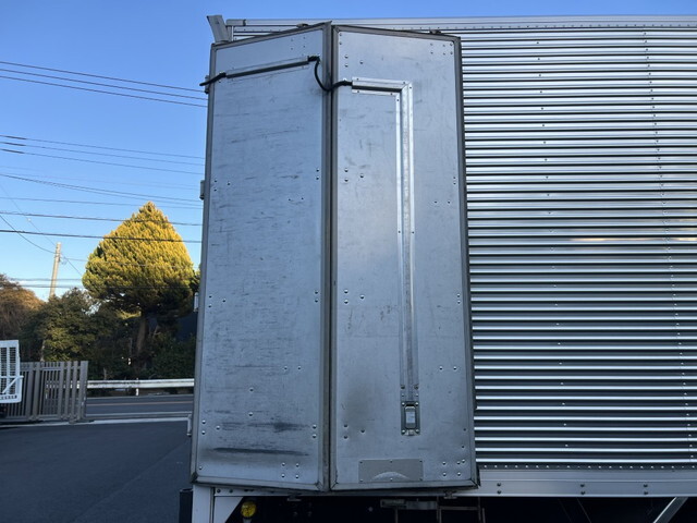 日野レンジャーアルミバン中型（4t）[写真22]