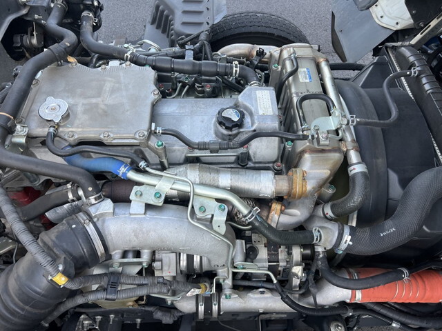 日野レンジャーアルミバン中型（4t）[写真40]