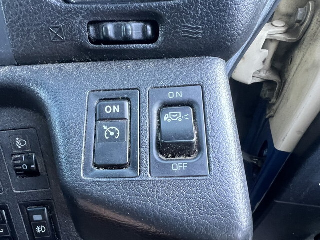 日野レンジャーアルミバン中型（4t）[写真07]