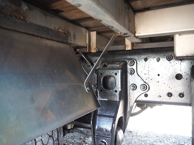 三菱ふそうスーパーグレートアルミブロック大型（10t）[写真17]