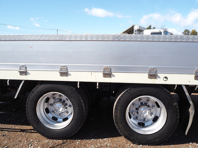 三菱ふそうスーパーグレートアルミブロック大型（10t）[写真21]