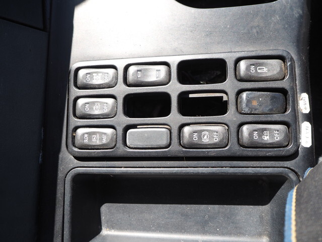 三菱ふそうスーパーグレートアルミブロック大型（10t）[写真33]