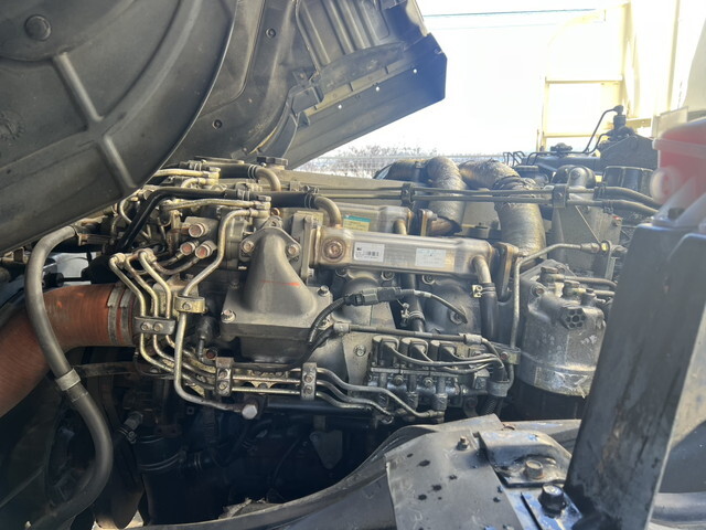 三菱ふそうスーパーグレートアルミブロック大型（10t）[写真40]