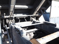 いすゞギガダンプ大型（10t）[写真25]