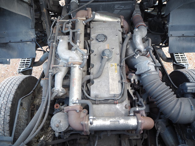 いすゞギガダンプ大型（10t）[写真30]