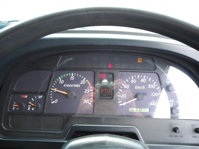 いすゞギガダンプ大型（10t）[写真36]