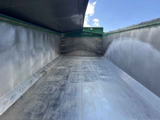 いすゞギガダンプ大型（10t）[写真40]