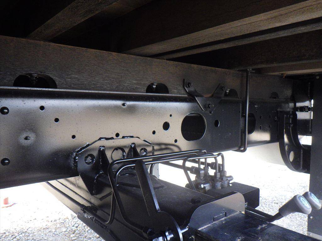 三菱ふそうファイタークレーン6段増トン（6t・8t）[写真12]