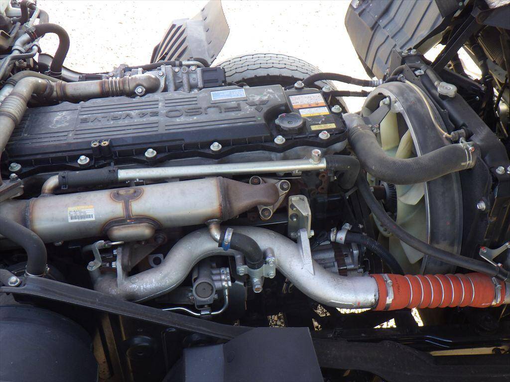 三菱ふそうファイタークレーン6段増トン（6t・8t）[写真14]