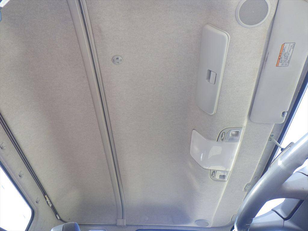 三菱ふそうファイタークレーン6段増トン（6t・8t）[写真19]