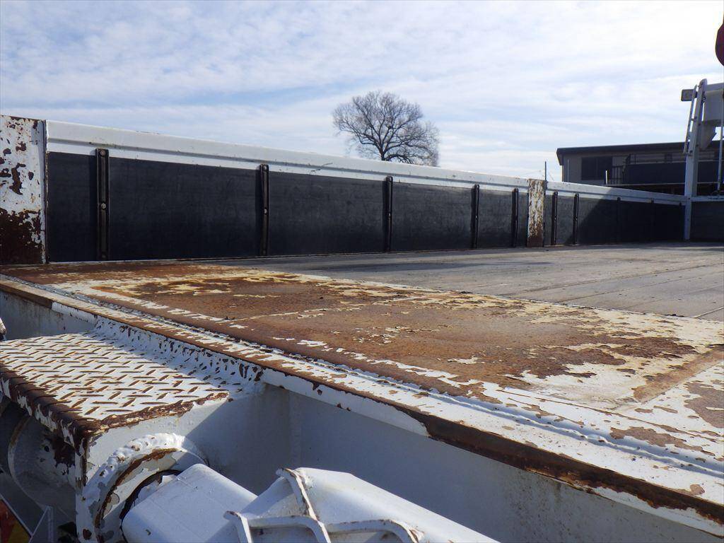 三菱ふそうファイタークレーン6段増トン（6t・8t）[写真08]