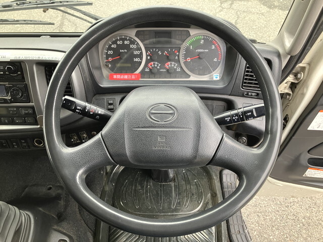 日野レンジャー冷凍車（冷蔵車）中型（4t）[写真35]