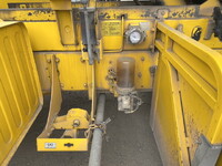 UDトラックスビッグサムダンプ大型（10t）[写真19]