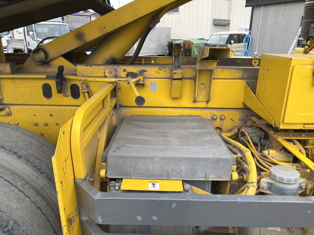 UDトラックスビッグサムダンプ大型（10t）[写真20]