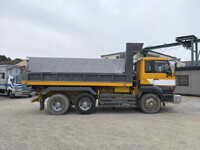 UDトラックスビッグサムダンプ大型（10t）[写真09]